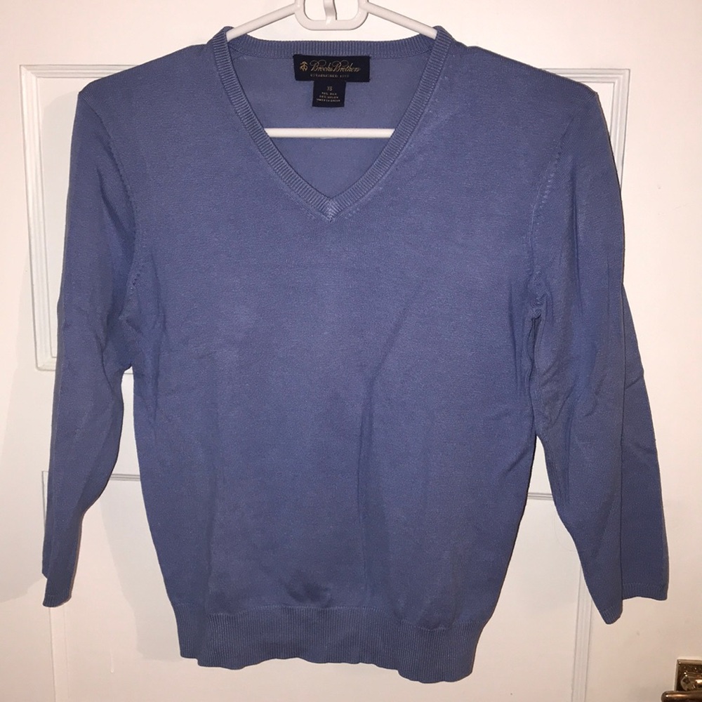 Brooks Brothers Vneck Silk Sweater, size XS - Picture 2 of 5